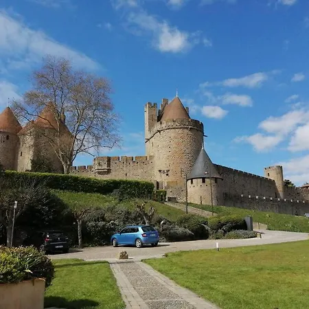 Le Soleil D Eugenie Dans Avec Piscine Commune Pres De Carcassonne * Olonzac