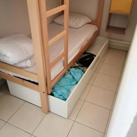 Le Soleil D Eugenie Dans Avec Piscine Commune Pres De Carcassonne Apartamento Olonzac