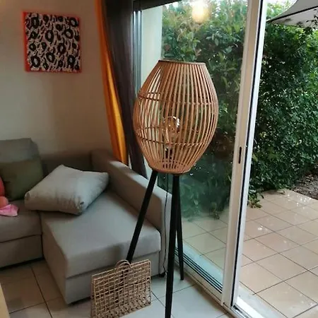 Le Soleil D Eugenie Dans Avec Piscine Commune Pres De Carcassonne * Olonzac